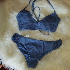 crochet Billabong bikini, BNWOT scrunch butt